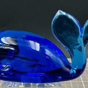Vintage Pilgrim Glass Moby Dick Cobalt Blue Whale Paperweight,